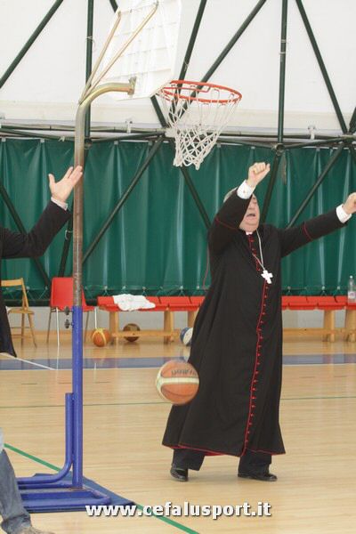 110924 basket 149_tn.jpg